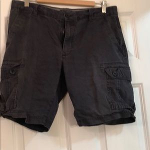 Men’s cargo shorts